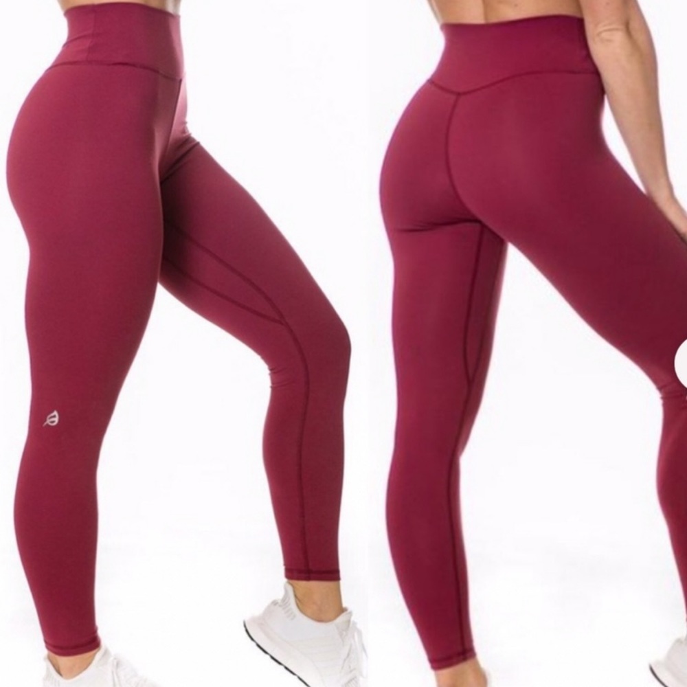 P’tula Taylor Cranberry Fuschia Stay‎ True Legging Small
